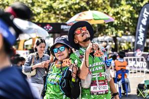 BIB: 2102
                            <button type="button" onclick="openModal(7022106)" class="btn btn-primary btn-sm float-right btn-popup" data-toggle="modal" data-target=".modal-high-quality">
                        <i class="fas fa-shopping-cart"></i> Add to Cart
                    </button>
                                            <button type="button" onclick="isThisMe(7022106, true)" class="btn btn-success btn-sm float-right btn-popup btn-isme hidden" data-toggle="tooltip" data-placement="bottom" title="นี่คือรูปของคุณใช่ไหม คลิกที่นี่เพื่อเอาเข้าอัลบั้ม">
                        <i class="fas fa-plus"></i> Add to album
                    </button>
                    <button type="button" onclick="isThisMe(7022106, false)" class="btn btn-warning btn-sm float-right btn-popup btn-isnotme hidden">
                        <i class="fas fa-ban"></i> Remove from album
                    </button>